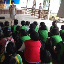 สร้างความสัมพันธ์กับน้อง ๆและสร้างความเข้าใจในโครงการ